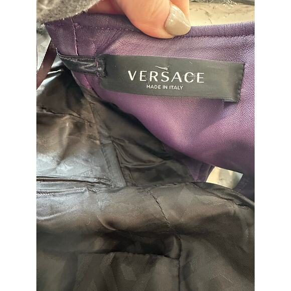 Versace Runway Bright Dark Orchid Leather Fringe Mini Dress - Picture 14 of 16